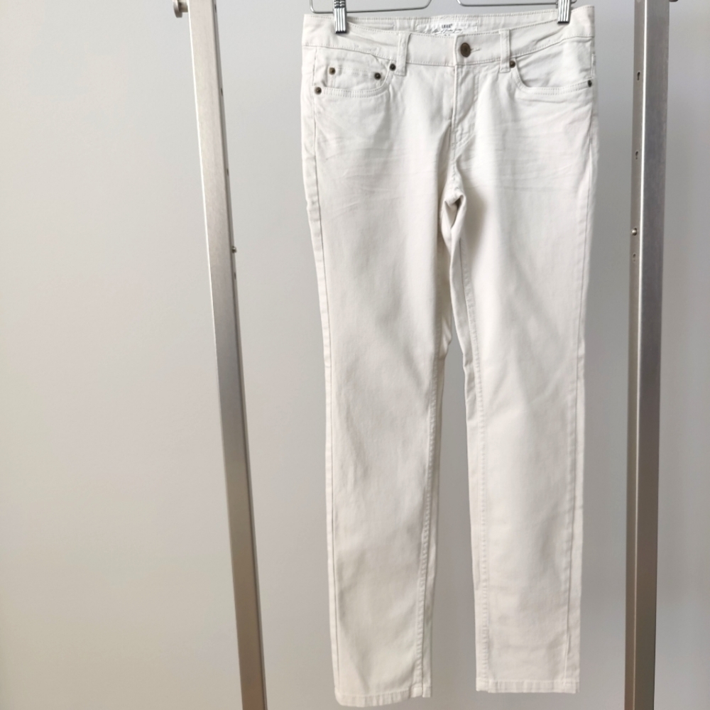 H&M and label of graded goods skinny Jean in off white
